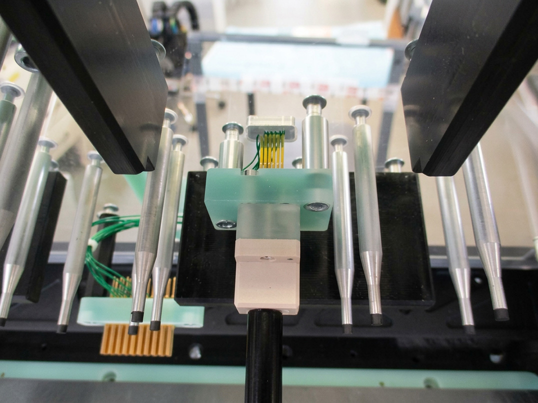 Fixt web Top side probing 03